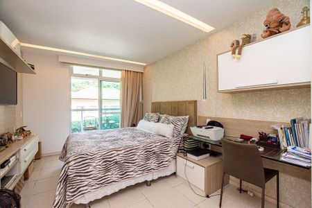 Apartamento à venda com 3 quartos, 150m² em Itacoatiara, Niterói