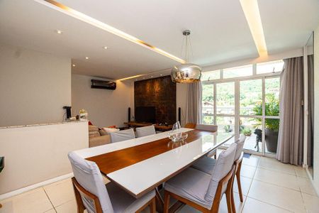 Apartamento à venda com 3 quartos, 150m² em Itacoatiara, Niterói