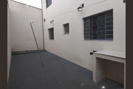 Casa à venda com 120m², 2 quartos e 4 vagasFoto 01