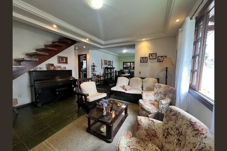 Casa à venda com 4 quartos, 174m² em Maria Paula, Niterói