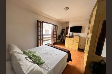 Casa à venda com 4 quartos, 174m² em Maria Paula, Niterói