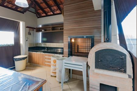 Apartamento à venda com 65m², 2 quartos e 1 vagaÁrea comum - Churrasqueira