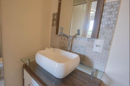 Apartamento à venda com 65m², 2 quartos e 1 vagaBanheiro da Suíte e Social