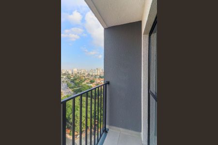 Studio para alugar com 32m², 1 quarto e sem vaga Studio para alugar com 32m², 1 quarto e sem vagaVaranda