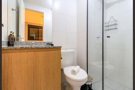 Studio para alugar com 32m², 1 quarto e sem vaga Studio para alugar com 32m², 1 quarto e sem vagaBanheiro