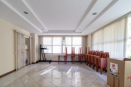 Apartamento à venda com 76m², 2 quartos e 2 vagasSalão de Festas