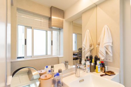 Apartamento à venda com 76m², 2 quartos e 2 vagasSuíte 2
