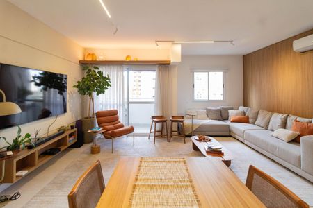 Apartamento à venda com 76m², 2 quartos e 2 vagasSala