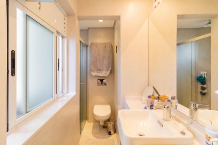 Apartamento à venda com 76m², 2 quartos e 2 vagasSuíte 2