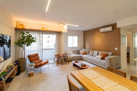 Apartamento à venda com 76m², 2 quartos e 2 vagasSala