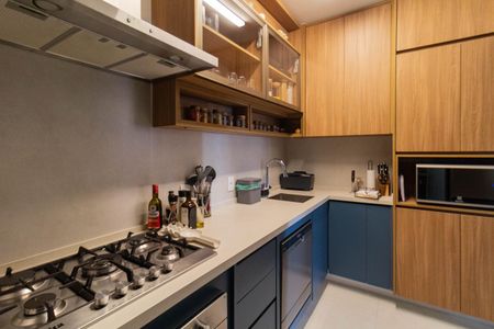 Apartamento à venda com 76m², 2 quartos e 2 vagasCozinha