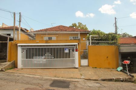 Casa para alugar com 85m², 2 quartos e sem vagaFachada