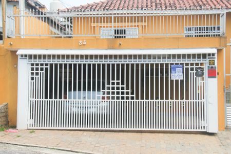 Casa para alugar com 85m², 2 quartos e sem vagaPlaca instalada em 16/03/2026 com o código FRAY-184