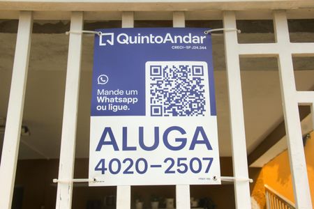 Casa para alugar com 85m², 2 quartos e sem vagaPlaca instalada em 16/03/2026 com o código FRAY-184