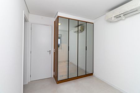 Apartamento à venda com 127m², 3 quartos e 2 vagas Apartamento à venda com 127m², 3 quartos e 2 vagasSuite 3