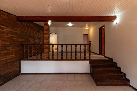 Sala de casa para alugar com 4 quartos, 398m² em Vila Ipojuca, São Paulo