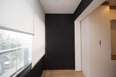 Varanda de kitnet/studio para alugar com 1 quarto, 23m² em Vila Primavera, São Paulo