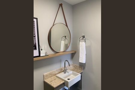 Banheiro de kitnet/studio à venda com 1 quarto, 27m² em Jardim das Acacias, São Paulo