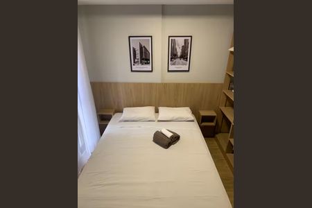 Sala/Quarto de kitnet/studio à venda com 1 quarto, 27m² em Jardim das Acacias, São Paulo