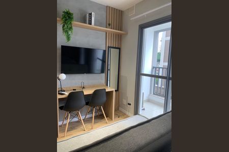Sala/Quarto de kitnet/studio à venda com 1 quarto, 27m² em Jardim das Acacias, São Paulo