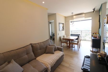 Sala de apartamento à venda com 2 quartos, 47m² em Presidente Altino, Osasco