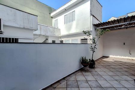 Casa à venda com 201m², 2 quartos e 2 vagasÁrea externa