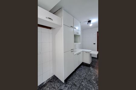 Casa à venda com 201m², 2 quartos e 2 vagasCozinha