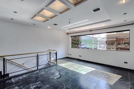 Casa à venda com 201m², 2 quartos e 2 vagasSala