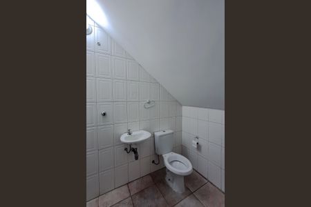 Casa à venda com 201m², 2 quartos e 2 vagasBanheiro da Garagem