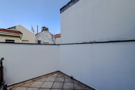 Casa à venda com 201m², 2 quartos e 2 vagasVaranda