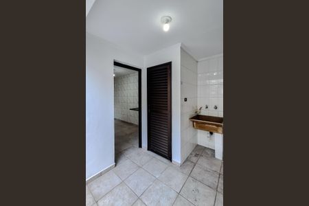 Casa à venda com 201m², 2 quartos e 2 vagasÁrea de Serviço