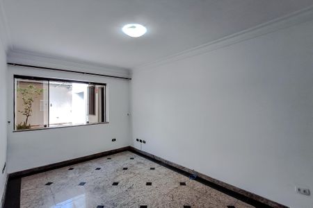 Casa à venda com 201m², 2 quartos e 2 vagasSala