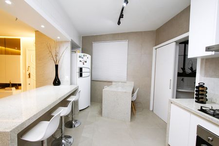 Apartamento à venda com 107m², 3 quartos e 2 vagasCozinha
