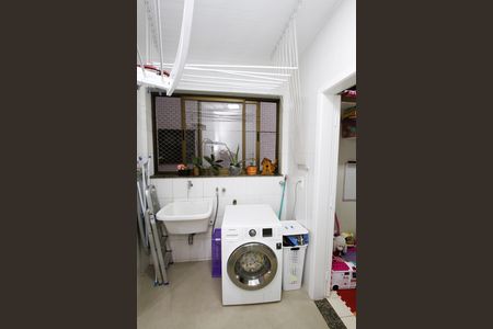 Apartamento à venda com 107m², 3 quartos e 2 vagasÁrea de Serviço