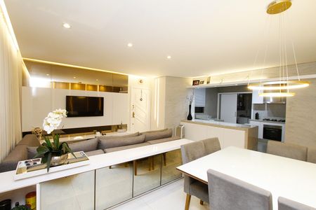 Sala de apartamento à venda com 3 quartos, 107m² em Buritis, Belo Horizonte