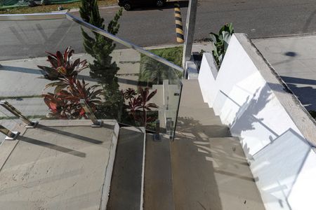 Casa para alugar com 168m², 3 quartos e sem vagaVista - Escritório