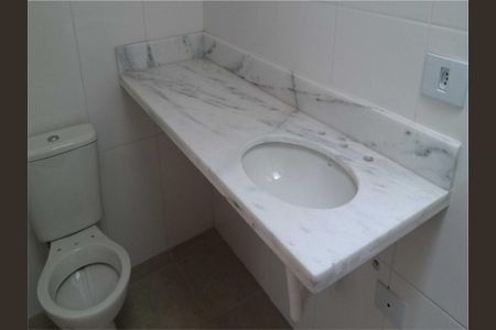 Casa à venda com 3 quartos, 134m² em Campo Grande, São Paulo