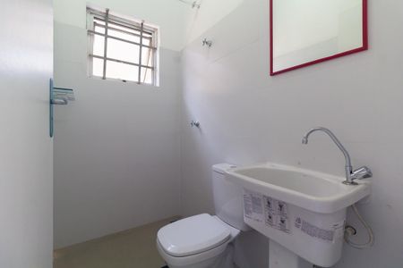 Banheiro de apartamento para alugar com 1 quarto, 31m² em Chácara Mafalda, São Paulo