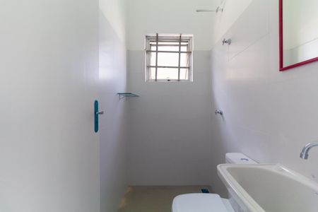 Banheiro de apartamento para alugar com 1 quarto, 31m² em Chácara Mafalda, São Paulo