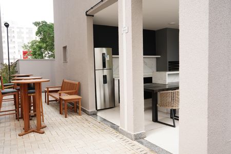 Apartamento para alugar com 40m², 2 quartos e 1 vagaÁrea comum - Churrasqueira