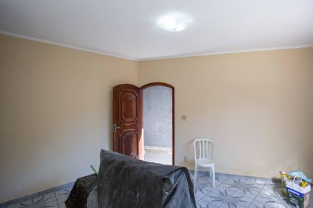 Sala de casa para alugar com 4 quartos, 257m² em Vila Guacuri, Diadema
