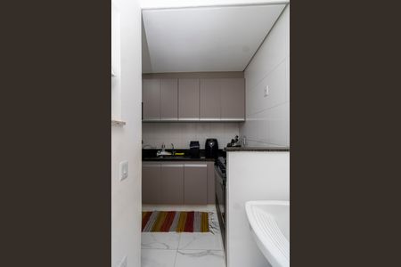 Casa de condomínio para alugar com 45m², 2 quartos e sem vaga Casa de condomínio para alugar com 45m², 2 quartos e sem vagaCozinha