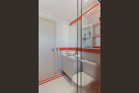 Apartamento à venda com 250m², 4 quartos e 4 vagasBanheiro da suíte 2