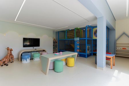 Apartamento à venda com 250m², 4 quartos e 4 vagasÁrea comum - Brinquedoteca