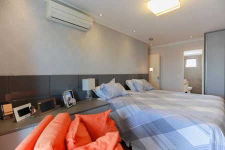 Apartamento à venda com 250m², 4 quartos e 4 vagasSuite 1