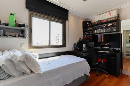 Apartamento à venda com 250m², 4 quartos e 4 vagasSuíte 3