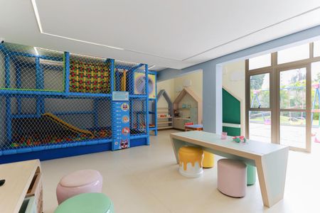 Apartamento à venda com 250m², 4 quartos e 4 vagasÁrea comum - Brinquedoteca