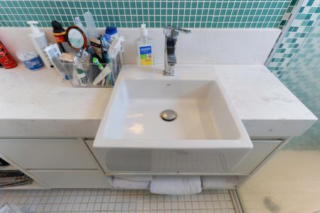 Apartamento à venda com 250m², 4 quartos e 4 vagasBanheiro da suíte 3