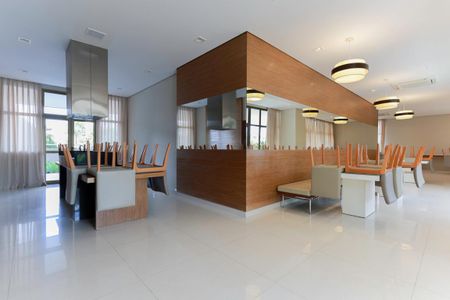 Apartamento à venda com 250m², 4 quartos e 4 vagasÁrea comum - Salão de festas