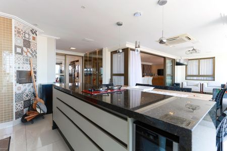 Apartamento à venda com 250m², 4 quartos e 4 vagasVaranda gourmet